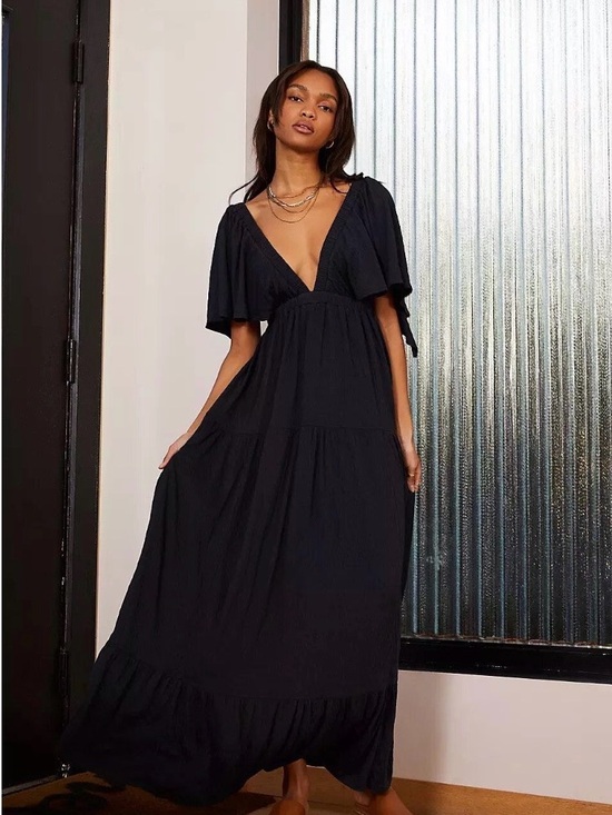 FP Beach Dresses & Skirts - Free People La La Maxi Dress in Black Size Medium